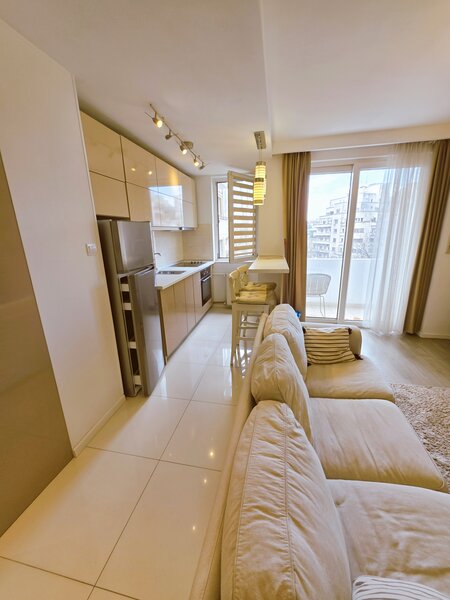 Nicolae Balcescu, 2 camere vanzare, et. 5/9, mobilat